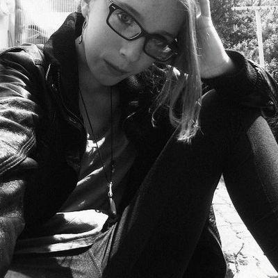 salut je ss fan de kendji girac je le love 3