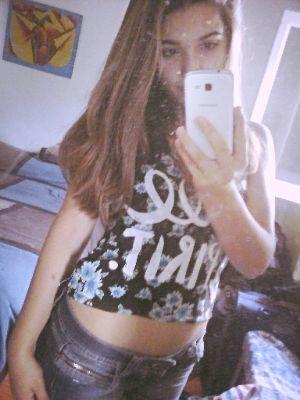 I'm gonna swing from the chandelier, from the chandelier 
I'm gonna live like tomorrow doesn't exist 
Like it doesn't exist 
I'm gonna fly like a bird through t