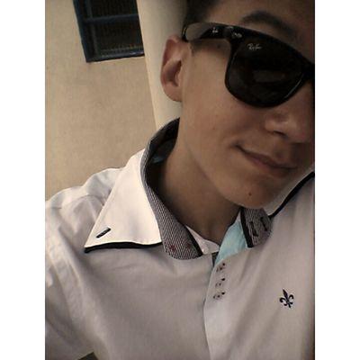 Sorriso cativante de uma mente brilhante⚓