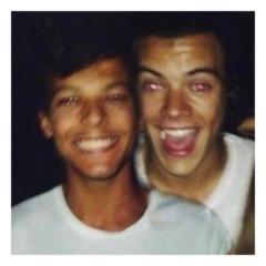 follow @vividhxrry bc i fback.