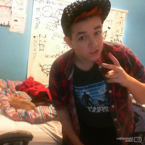 in the Bvb army, Video Games, reading, singing, drawing! :) follow me? i follow back! also Taken by Nick94sixx :) give him a follow! BOTDF Followed 2/8/2014