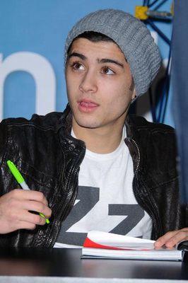 1directionquxte's profile picture. One Direction is my life. follow my fav accounts @93sderbyxniall @_sylvias