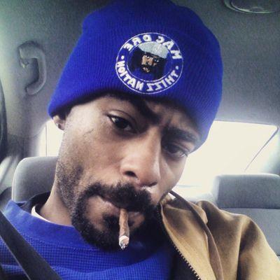 darney_warbucks's profile picture. hop on planes and get high as i can possibly go