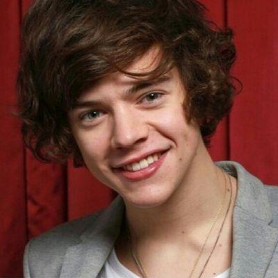 Aqui eu posto foto ou da 1D ou Do Harry ❤❤❤❤❤ kkk byyeee xoxo