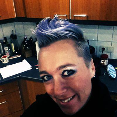 dianvhak's profile picture. getrouwd, 2 kids, werken in damesmodezaak, muziek, sauna, kletsen en dansen zijn oa mijn hobby's.