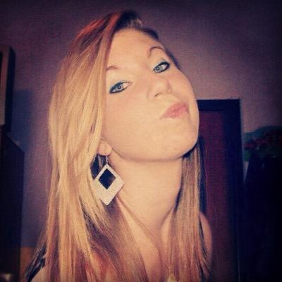 linkinisden's profile picture. 