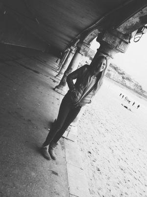 mmem0ries_'s profile picture. this is not wonderland, and you're not alice.                 5sos/1d