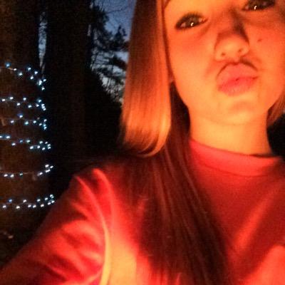 Huntin, softball, and cheering is life! Snapchat: kyrston_lynn07 Lake view high is the school! C/o 2019