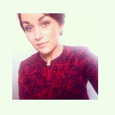 'Keep smiling because life is a beautiful thing and there's so much to smile about.'