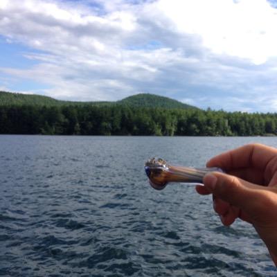 dm me pictures with their location or caption and they will be posted. (completly anonymous)

or email: smokingspots420@yahoo.com