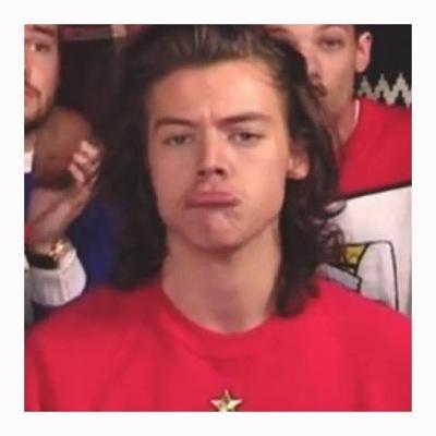 please follow @yodelingstyles because she gave you a free follow and she loves you