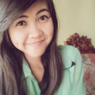 kamu mungkin lupa kapan terakhir kali merasa bahagia, tapi jangan sampai lupakan caranya tersenyum dalam ketegaran