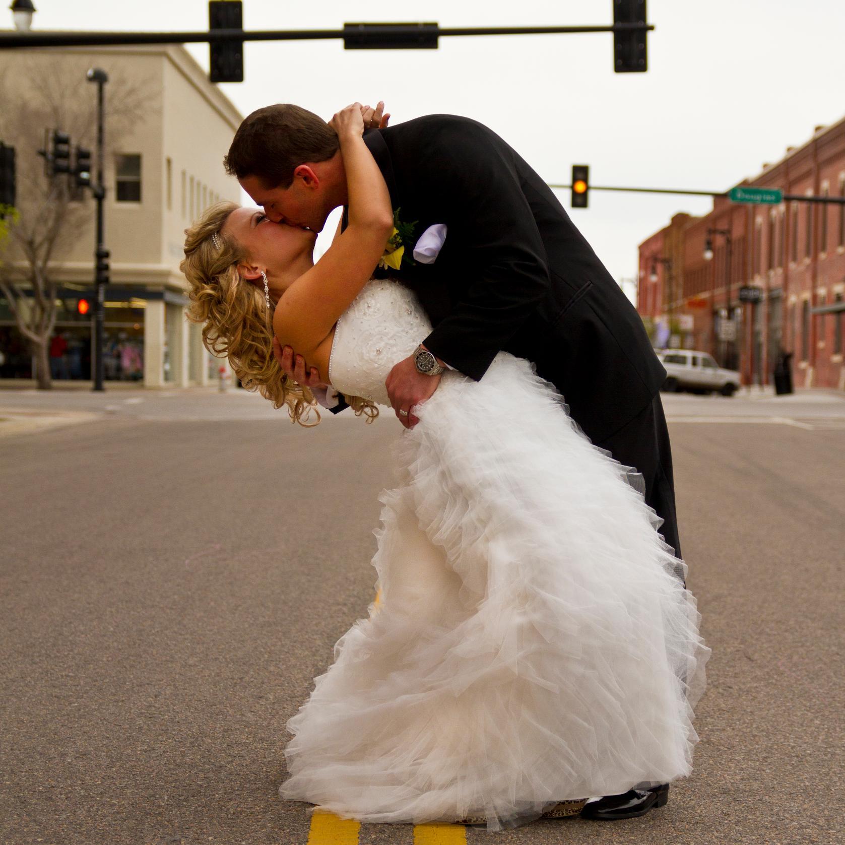 Let us capture the beauty, romance and fun of your wedding day!