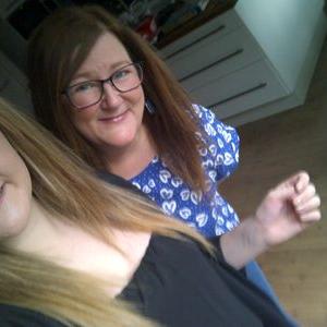 Profile Picture of Janine Forster (@Neeny42) on Twitter