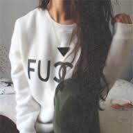 LittleLiies's profile picture. 17 años.|| Es difícil guardar un secreto cuando lo llevas escrito por todo el cuerpo.