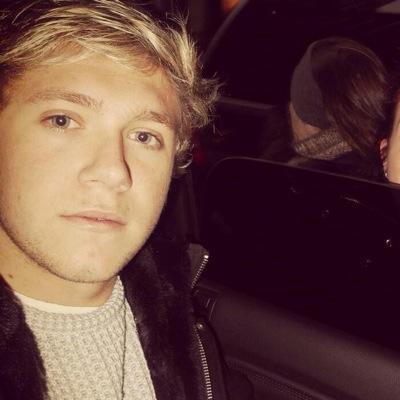please follow @mullingprince