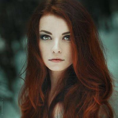 Hi I'm Elisabeth Martin but most people call me Elisa. I'm @NeuroticFlare younger sister and I love everyone :) ||Unclaimed||Bi||