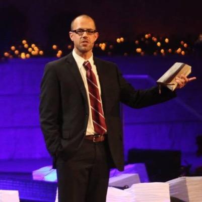 Husband. Father of 2. Pastor. Follower of Jesus. Runner. Minnesota sports nut.
