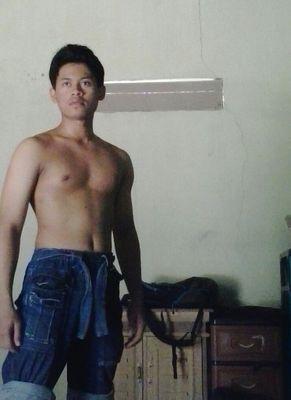 fahriromdoni's profile picture. 