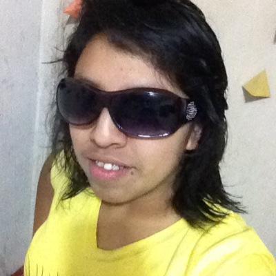 QUETZALTECA, ESTUDIANTE, 20 AÑOS.