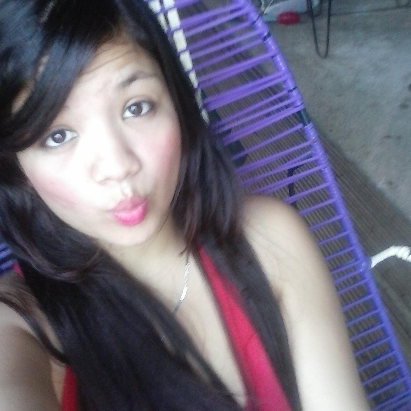 ☺ yo creo en hechos y verdades ♥ no en cuentos de fantasias ☺