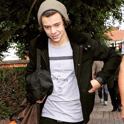 •♛If you don't like One Direction,turn your head and walk away. Simple as that.♛• theyre 5 wonderful boys born.❤️✨