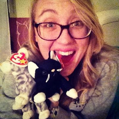 alyak_eiram Profile Picture