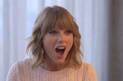 SemideusaGrega's profile picture. Loving can hurt. Loving can hurt sometimes.