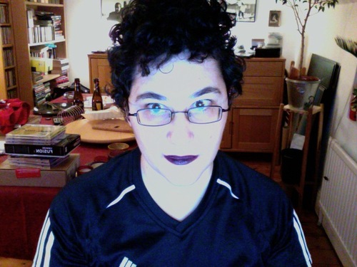 annafdd's profile picture. Two cat, two computers, too much freakin' time on me hands