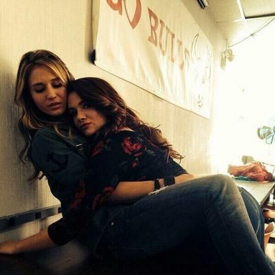 karmyarmy69's profile picture. Karmy Army!❤️
I like Reamy to
Faking it is the best show ever