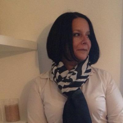 KariSuasnabar's profile picture. Me encanta trabajar con personas... Licenciada en Derecho. Coach personal y equipo de trabajo. Marca Personal. Autoestima. Marketing Digital.