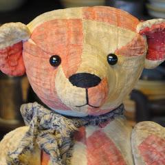 Seller of old, new and handmade.   A general line of antiques, repurposed items, primitive handmades and homespun fabric.  http://t.co/OwGeiqac4K