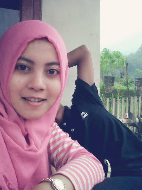 B'day 12 februari;) SMAN sindangkasih X-4 | SMANSU XI-IPS1 | AKUNTANSI | @SigitNurramdhan♥ forever is to you :*  | AKBID STIKkes Kuningan