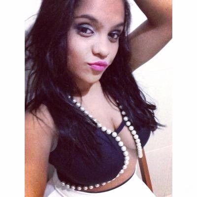 Entre o certo e o errado, eu fico com o que me faz bem.