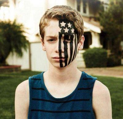 Fall Out Boy aw.Lorde.ANS. gay,lesbian 4ever. practically tmblr grl.