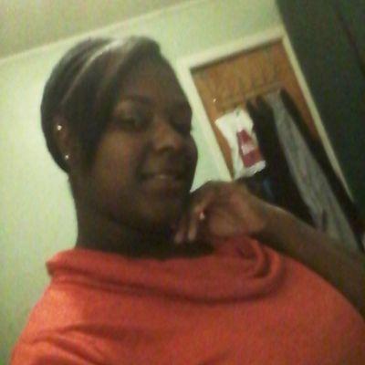 Yo dis be ya gurl mia,im a ARIES April 6 shit follow me mention me and ill follow u back with a mention team single team working at Bo Jo