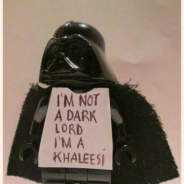 NerdologiaBr's profile picture. Livros, Filmes, Sátiras, Séries, Resenhas e Críticas.