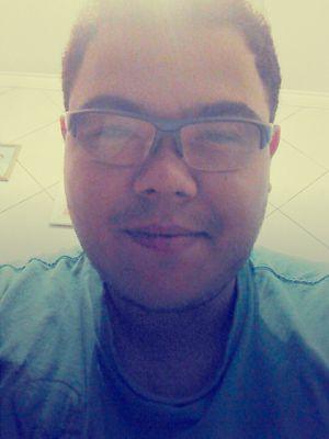 18,estudante e guitarrista da @bandaoet