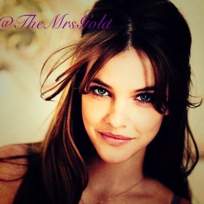 The daughter of Maleficent. Sister to Marisa. I married my true love @LachlanGold he is my everything. We have our daughter Eloise & son Jayden. 18+ MC #Taken