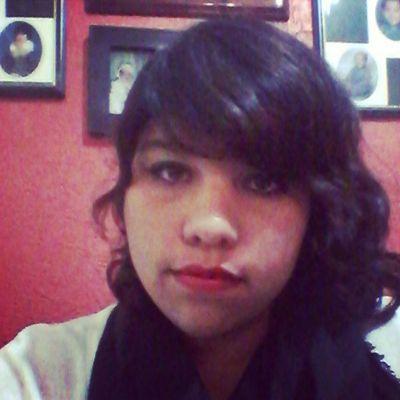 Hi!! My name is Monica, I was born at 20 august,  I play hockey and I love music. I love Black Veil Brides!!