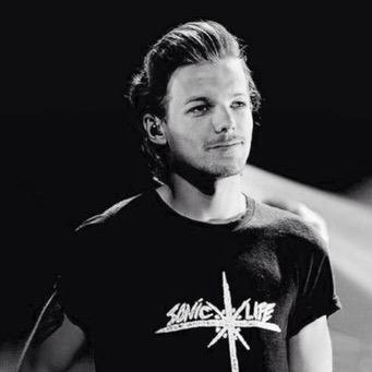 Follow @tomlinscliffx please!! Love you. She'll give 5 free follows, promise!!
Be patient, pls!! xx