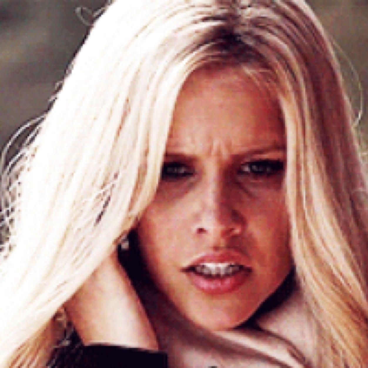 I was Offered Something by A witch and i took it then i left town and my family doesn't know #Human Fam : The Mikaelsons