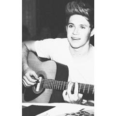 FOLLOW @nouisfuckme PLEASE LOVE YOU