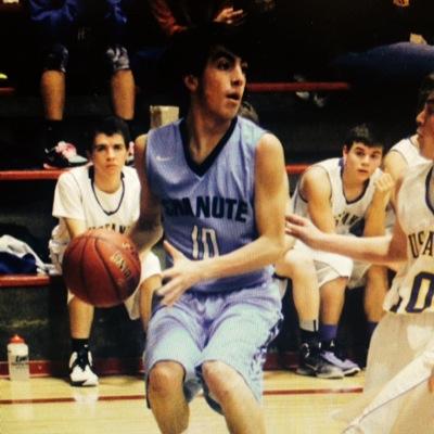 Junior at Chanute Highschool. Ball is life.