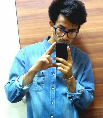 cdd4ffd8ae75466's profile picture. live or let die