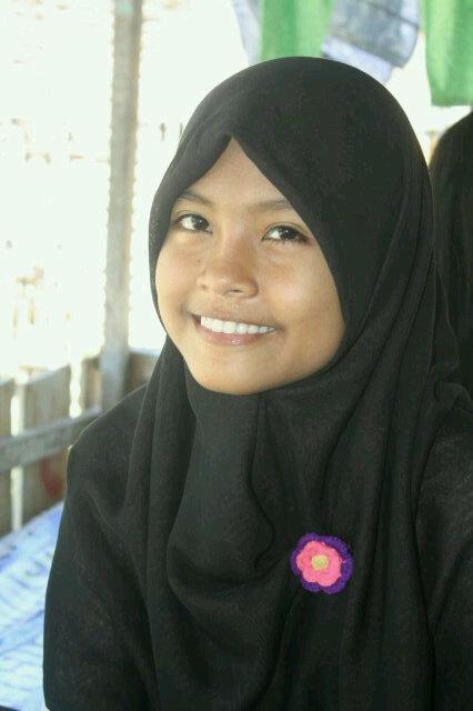 Bau widya lestari.            24 september 199*            biology stkip muh :*{}