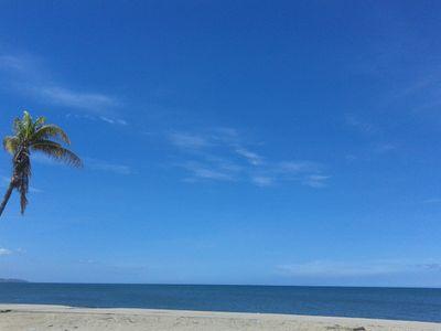 yeyeycol's profile picture. 