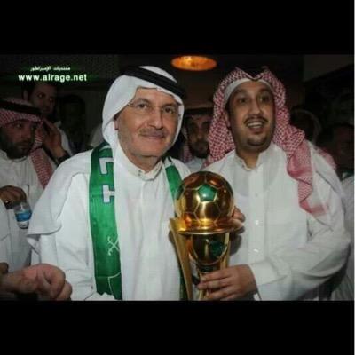 ‏‏‏‏‏اللهم صلّ وسلم على نبينا محمد عدد ما ذكره الذاكرون وعدد ما غفل عن ذكره الغافلون.