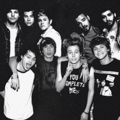 i write imagines... idk why but i fangirl about 9 idiots...