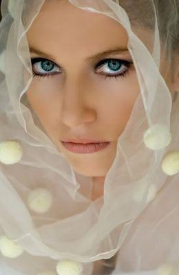 MinaMinab16's profile picture. 